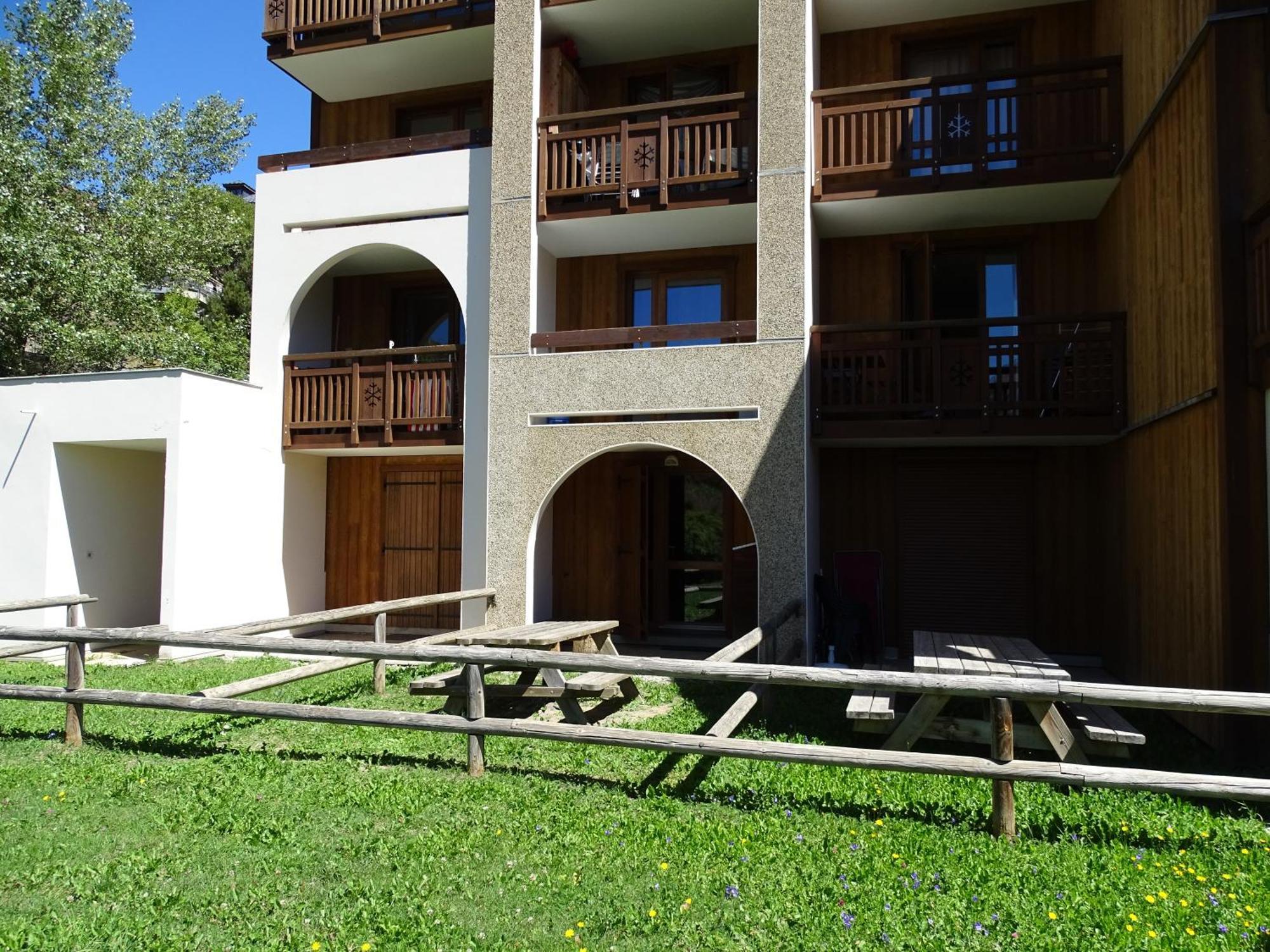 Studio Avec Jardin Et Garage, Proche Super Venosc Les Deux Alpes Dış mekan fotoğraf